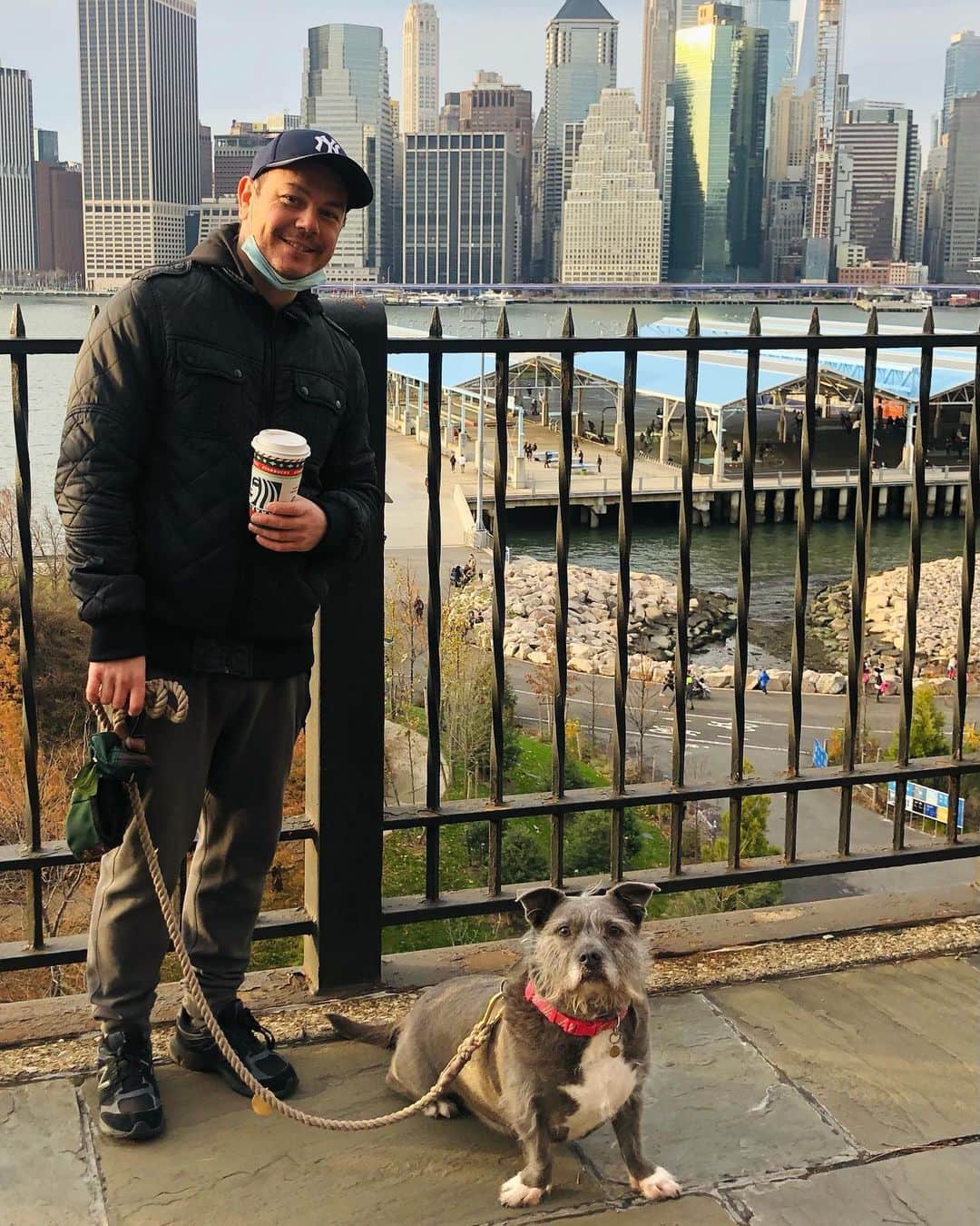 のインスタグラム：「It’s @thecindydoggy ‘s #adoptiversary  She’s been with me for 5 years. ❤️Thank you @badassbrooklyn #dogsofinsta #dogsofbrooklyn #adoptdontshop #badassanimalrescue」