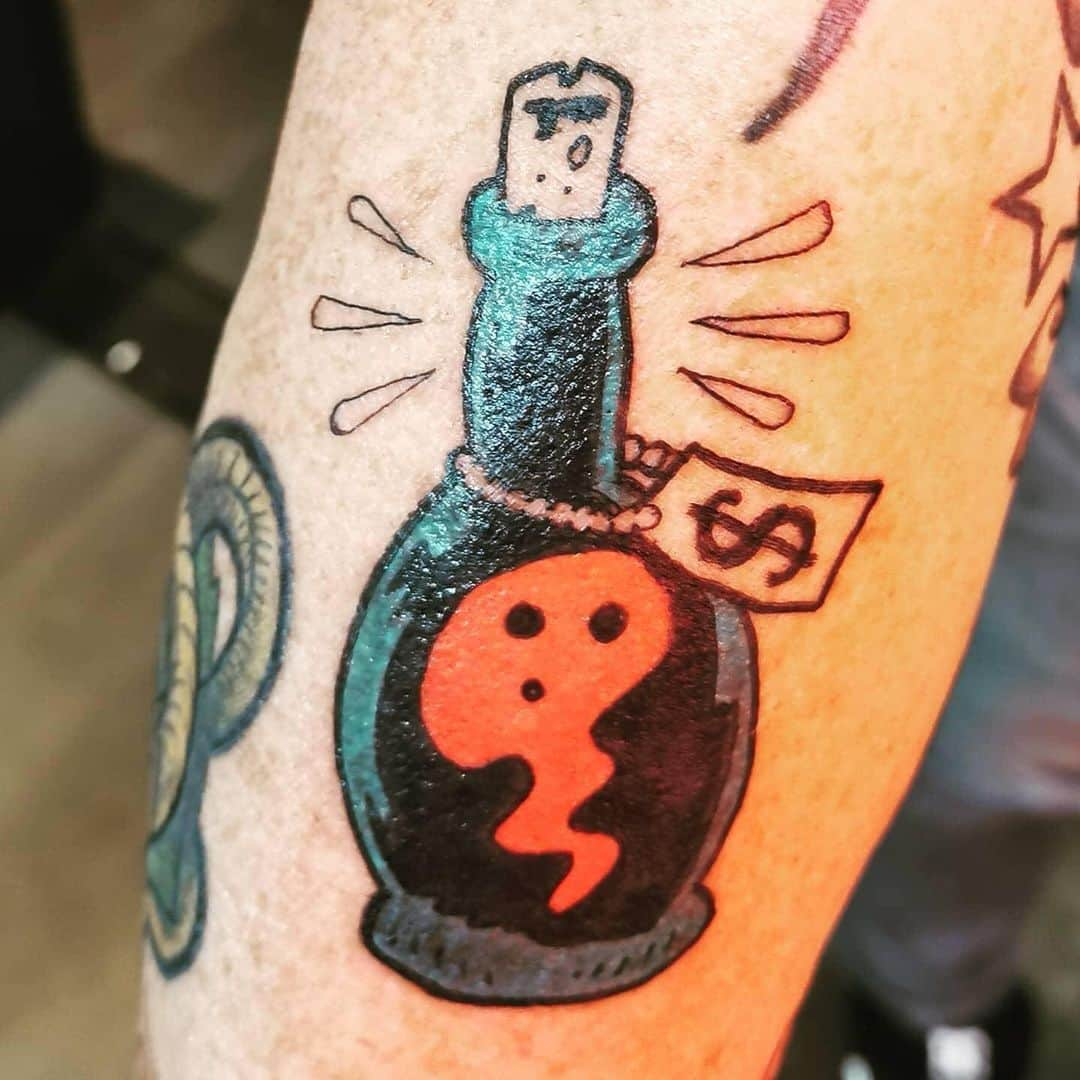 Zebraheadさんのインスタグラム写真 - (ZebraheadInstagram)「Our longtime friend Pete Wing @wingingitsince72 just got these badass tattoos of our artwork for the "Wanna Sell Your Soul? " ep and the "Shock and Awe By the Sea " single.  #zebrahead #tattoo #wannasellyoursoul #shockandawebythesea #petewing」12月14日 6時39分 - zebraheadofficial