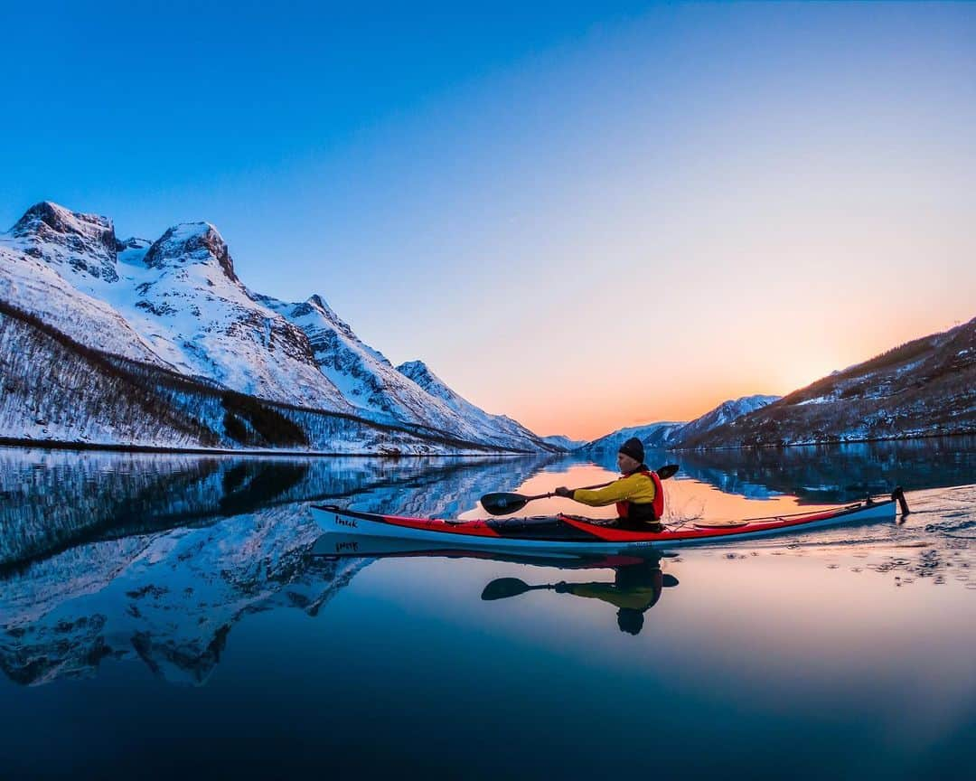 goproさんのインスタグラム写真 - (goproInstagram)「Photo of the Day: Mirrored moments with @trymkk 🚣 ⠀⠀⠀⠀⠀⠀⠀⠀⠀ @GoProNordics #GoProNordics #GoPro #Fjord #Norway」12月14日 6時49分 - gopro