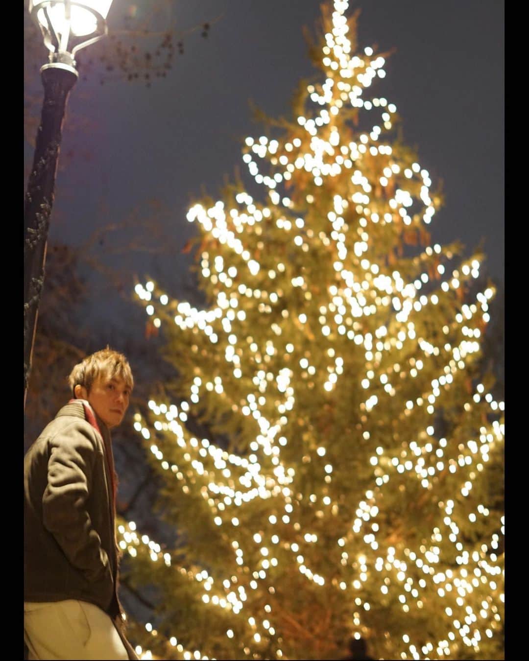 平宮博重さんのインスタグラム写真 - (平宮博重Instagram)「May our hearts meet where the lights shine #waitingforchristmas #クリスマス」12月14日 7時42分 - hiroshige_narimiya