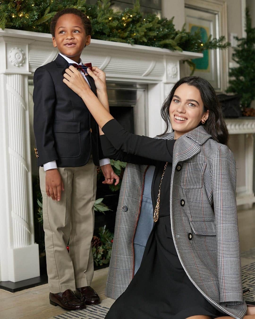 のインスタグラム：「Here's to moments of joy and festive holiday elegance since 1818. #BrooksBrothers」