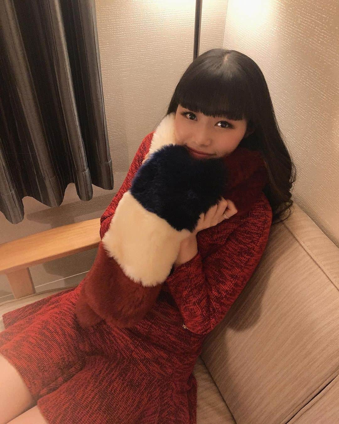 内藤好美さんのインスタグラム写真 - (内藤好美Instagram)「﻿ ﻿ ﻿ ﻿ ﻿ ﻿ もふもふ🧸﻿ ﻿ ﻿ ﻿ ﻿ ﻿ ﻿ ﻿ #このワンピ﻿ #ポニョみたいって言われる﻿ #たしかに﻿ #デザインと色が完全に一致﻿ #きのう﻿ #双子座流星群みた﻿ #15分くらいで﻿ #2個もみれたよ﻿ #星が好き過ぎる #とかではないのだけど﻿も #普通にきれいだよね﻿ #プラネタリウムいきたいし﻿ #キャンプもしたい」12月14日 9時18分 - _ko._.no_