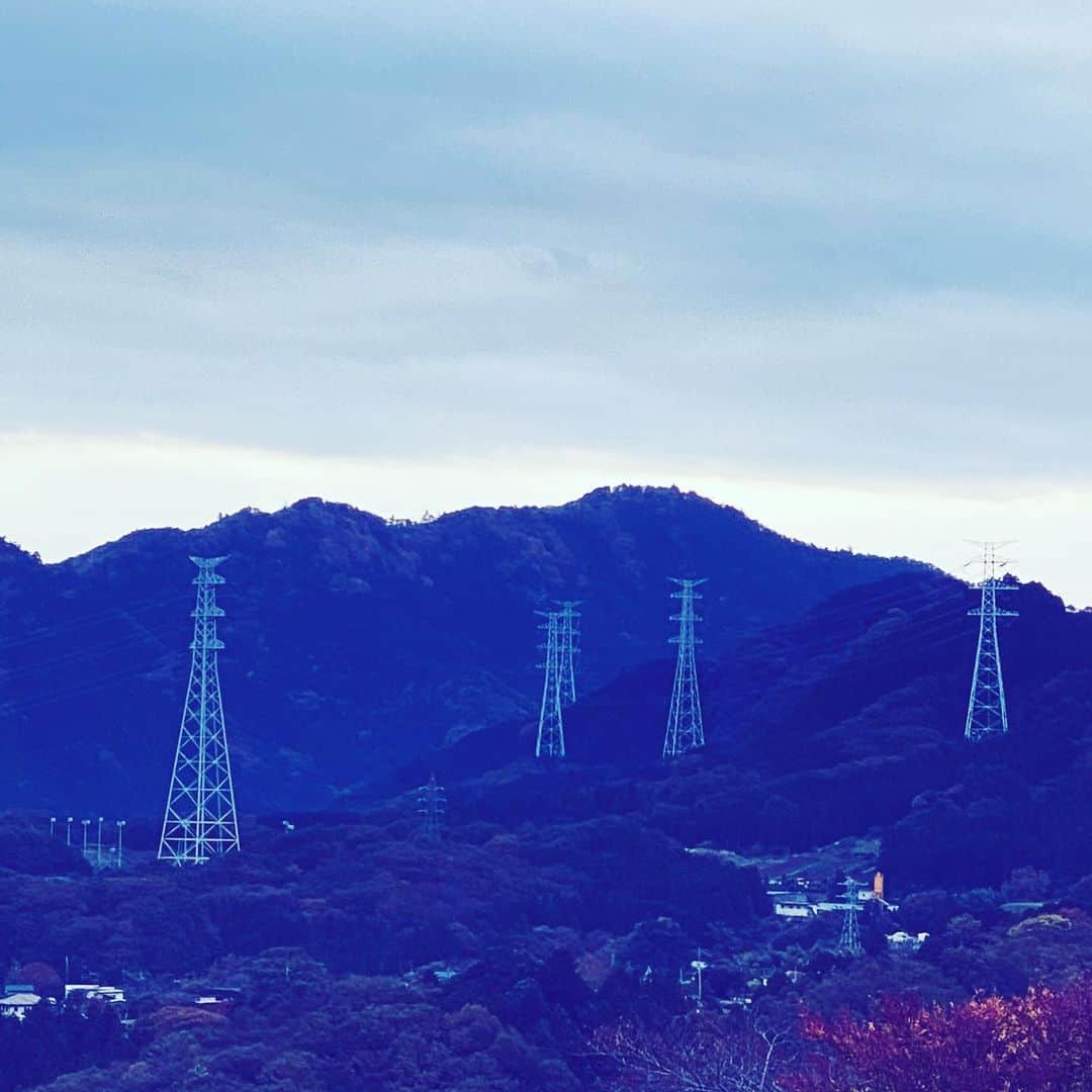 のインスタグラム：「#鉄塔 #鉄塔のある風景 #鉄塔の会 #winter #tower #hope」
