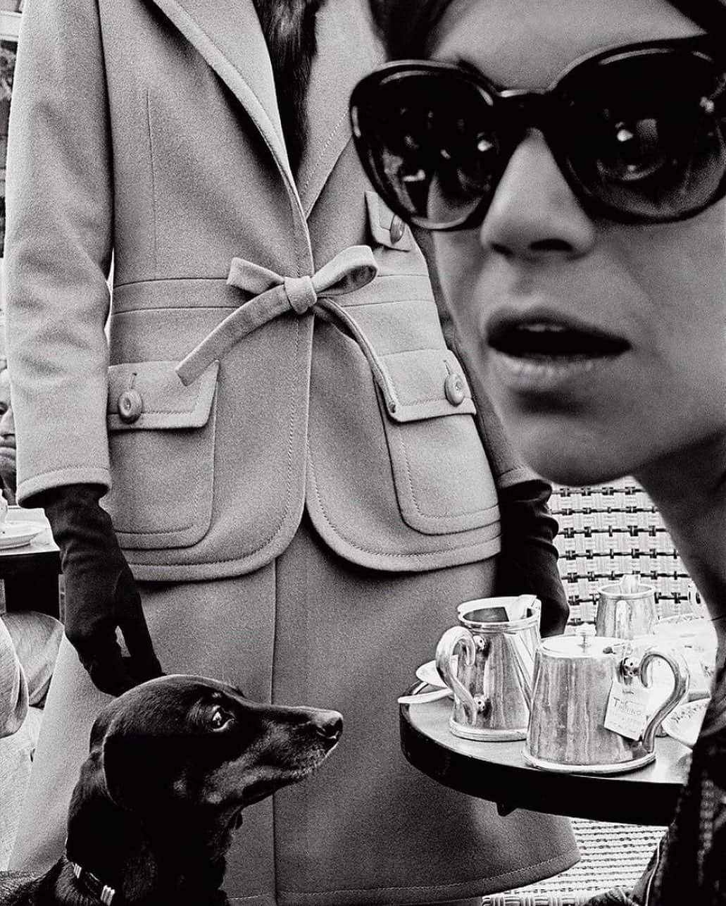 レベッカテイラーのインスタグラム：「Looking back: vintage references via @aperturefnd」