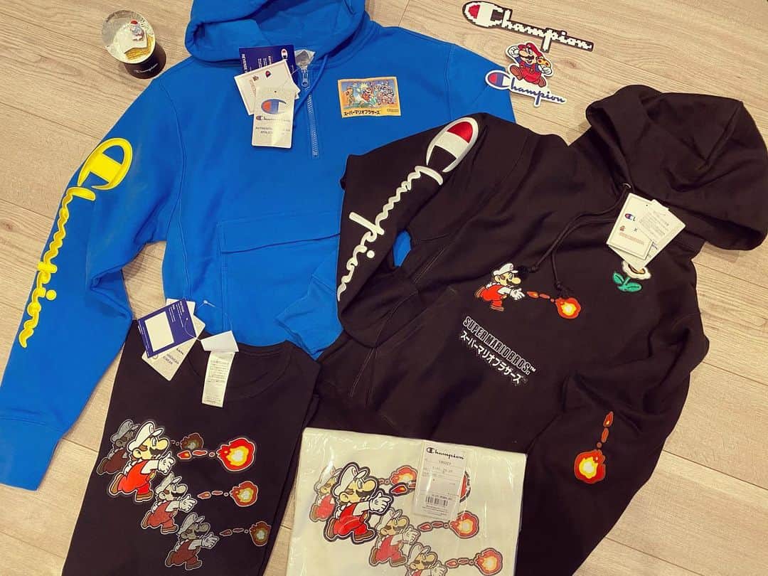 根岸愛のインスタグラム：「👚🔥👚 Champion×マリオコラボ 可愛すぎて何着か購入🥰 Championヲタでゲームヲタな私にはたまらないです... 着るのもったいない🥺💕 #fashion #champion #hoodie #NINTENDO #supermario #パーカー #マリオ」