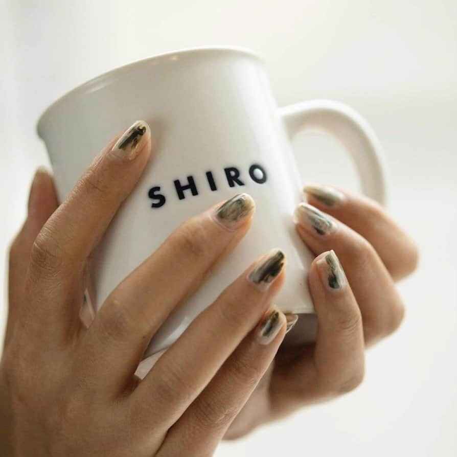 shiroさんのインスタグラム写真 - (shiroInstagram)「Have a nice week! #SHIRO #flaxseednailpolish #亜麻ネイル #holidaycollection2020 #snowytree」12月14日 11時06分 - shiro_japan