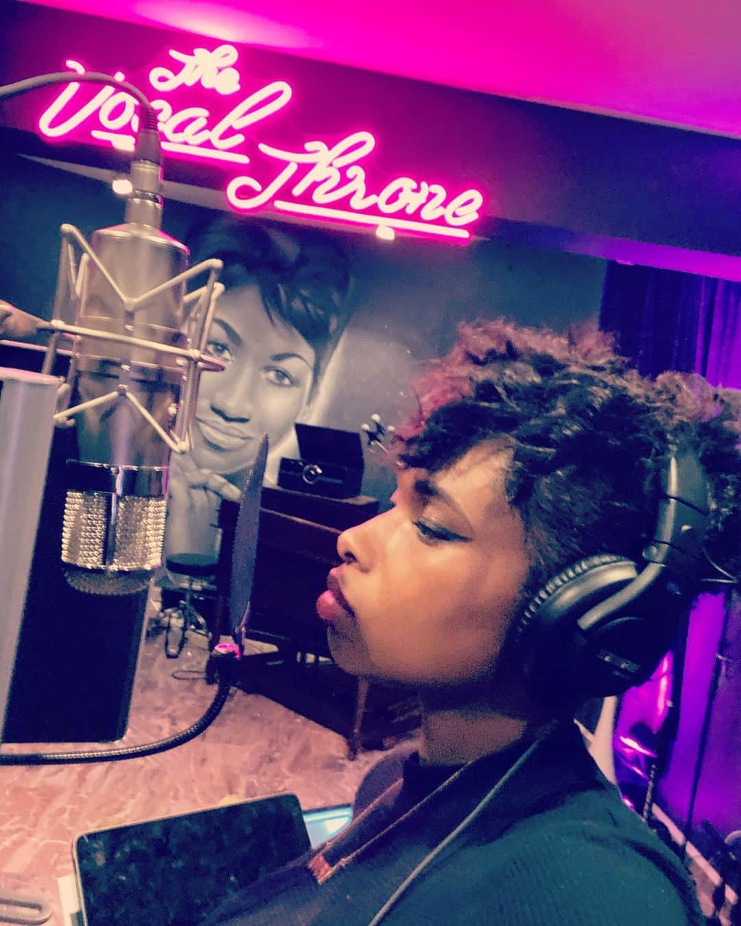 ジェニファー・ハドソンのインスタグラム：「I didn’t want nothing but just to let u know I love ya and thinking of ya and always working for ya ! #teamjhud」