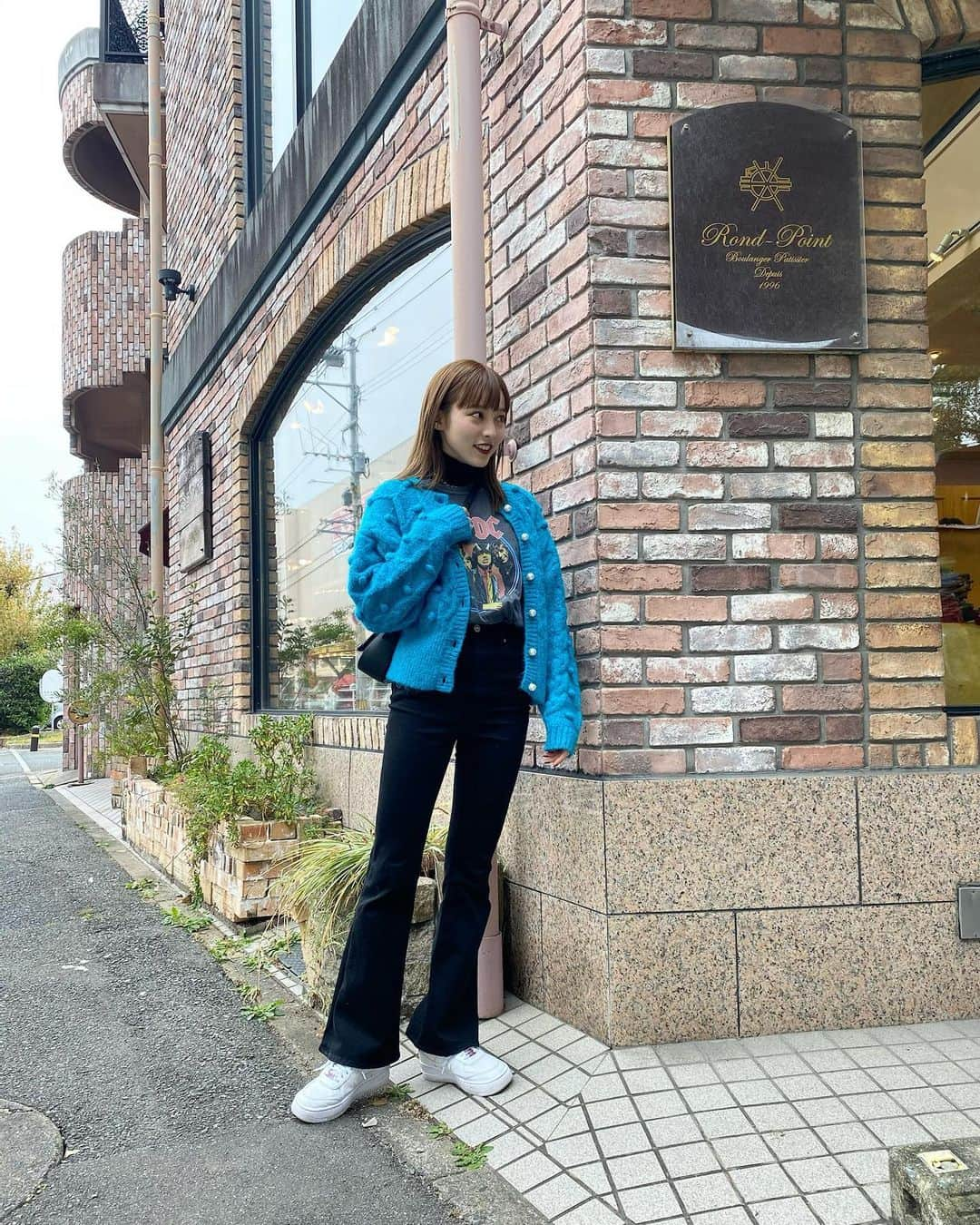 高橋野乃子さんのインスタグラム写真 - (高橋野乃子Instagram)「． ぷりぷり tops: #zara  pants: #moussy  sneaker: #nike bag: #maisonmargiela  #ootd#コーデ  #ののこの服」12月14日 11時43分 - _nonstyle_