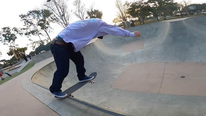 笹岡建介のインスタグラム：「🎥@taikinakatani   @mktaxi.jp @dcshoes_japan @dorcus_tbs @bern_japan @stance_japan @skullcandyjapan @independenttrucks @rictawheels @minirampsteez @chubusystem_official  #mktaxi#dcshoesjapan #dcshoes #skullcandyjapan #bells #independenttrucks #triforce_k #hi_5 #dorcus_tbs #6556skateboarding #divisio#fivecrossskatepark #showgekiskateboards #13mind#bern#bernjapan#make___#skate#skateboard #instagood #skatecrunch #skatecrunchmag #minirampsteez #usa #instagram #gyms」