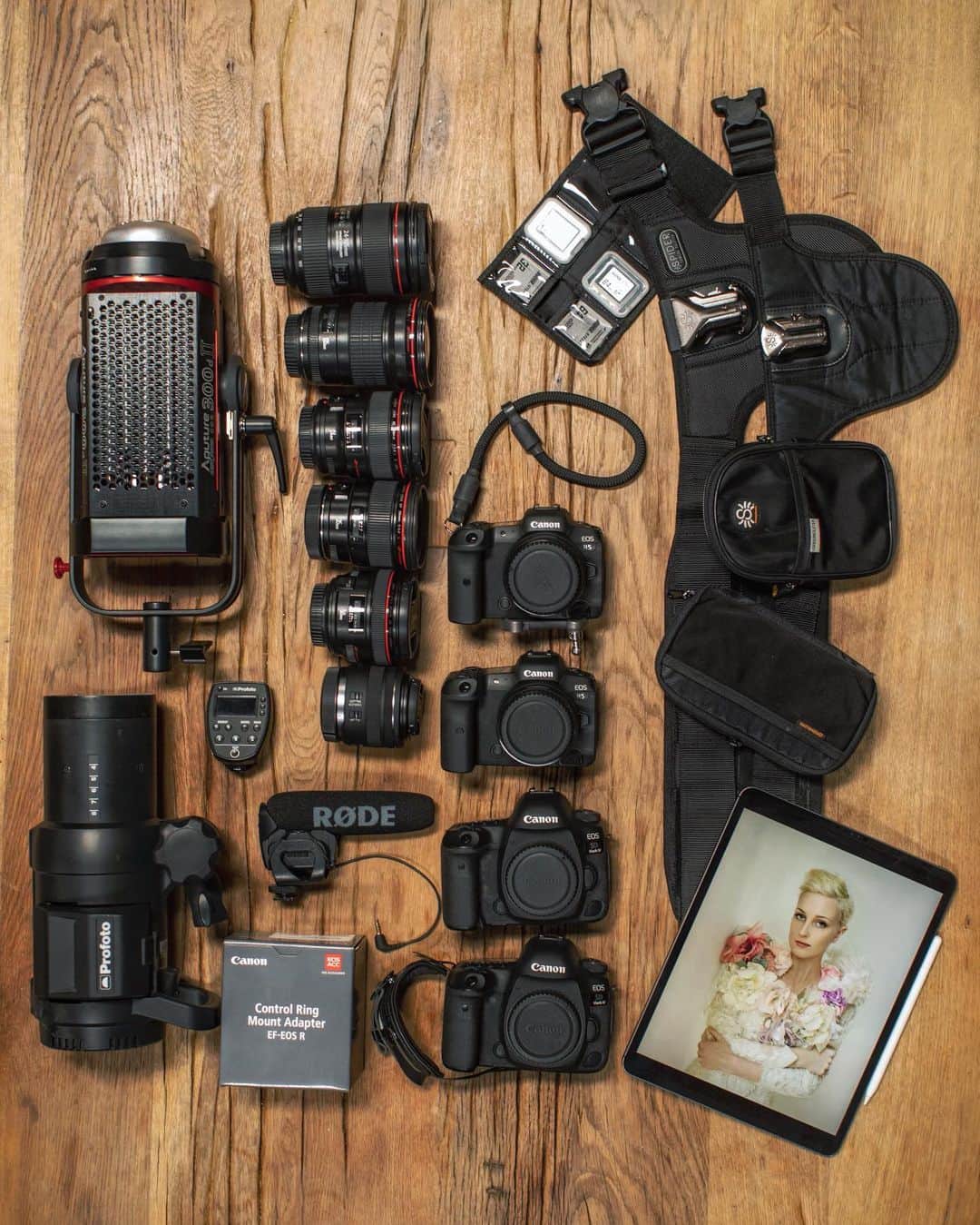 CANON USAさんのインスタグラム写真 - (CANON USAInstagram)「Check out what's in #CanonExplorerOfLight @suebrycephotographer's gear bag!  "This is the most gear I have owned at one time, my kit has a few purposes: stills, video, and behind the scenes content. I have included in my main kit my assistant Gerson’s (@_gersonlopes_) camera and two BTS cameras that we set on tripods to film shoots.   When I got the Canon EOS R5, I also got the control ring mount adapter so I could use my EF lenses whilst I build up my RF collection, which as you know takes time."   (2) Canon EOS R5 (2) Canon EOS 5D Mark IV RF 35mm F1.8 Macro IS STM EF 35mm f/1.4L USM EF 50mm f/1.2L USM EF 24mm f/1.4L USM  EF 24-105mm f/4L IS USM EF 135mm f/2L USM Control Ring Mount Adapter EF-EOS R」12月14日 23時05分 - canonusa