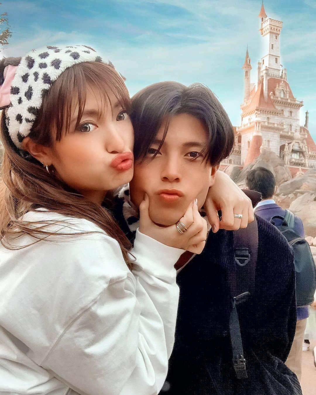 𝙴𝚁𝙸𝙲𝙰𝙽のインスタグラム：「． ． 大会🏋🏾‍♂️減量お疲れ様💓 結果が悲しすぎて泣いた もっと鍛え直してリベンジしてもらお ． 私も鍛える鍛えると口ばっかりじゃだめねꉂ笑꒱ とりあえずバルクをやめて食事からww ． 🕌 ． ． #🎄#disney#disneysea#disneyland#happy#love #instagood#instalike#genic_mag#tokyo  #japan#canadagoose#fashion  #東京#ディズニーシー#クリスマス#デート　 #東京ディズニーシー#ディズニーランド #カナダグース#ビジョビ#タビジョ　 #フォトジェニック#撮影#幸せ #美女と野獣#新エリア #歳の差カップル#カップル」