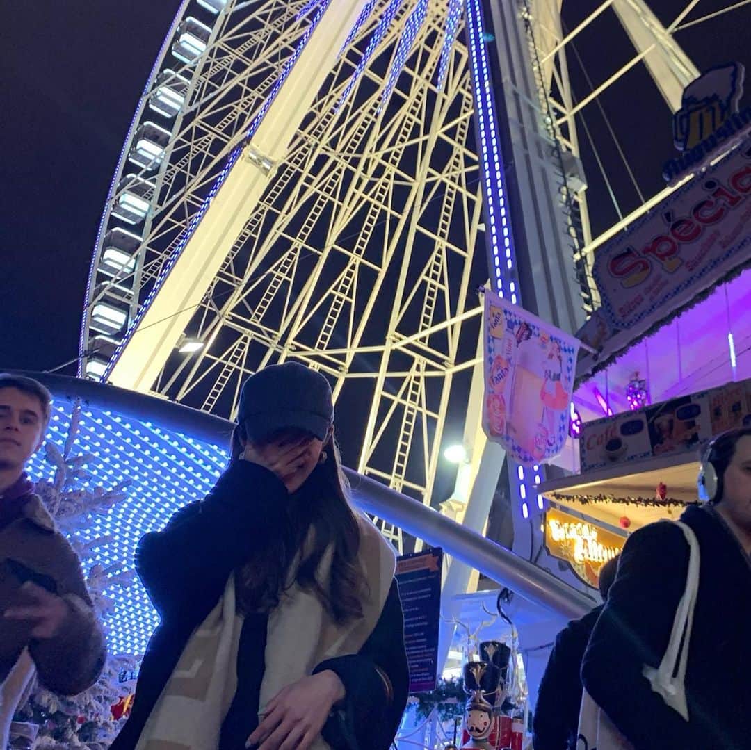 COCO さんのインスタグラム写真 - (COCO Instagram)「🗼 lonely night adventure in Paris #2019 작년 이맘때즘 혼자 보냈던 외로운 파리밤🥲」12月14日 22時01分 - rilaccoco