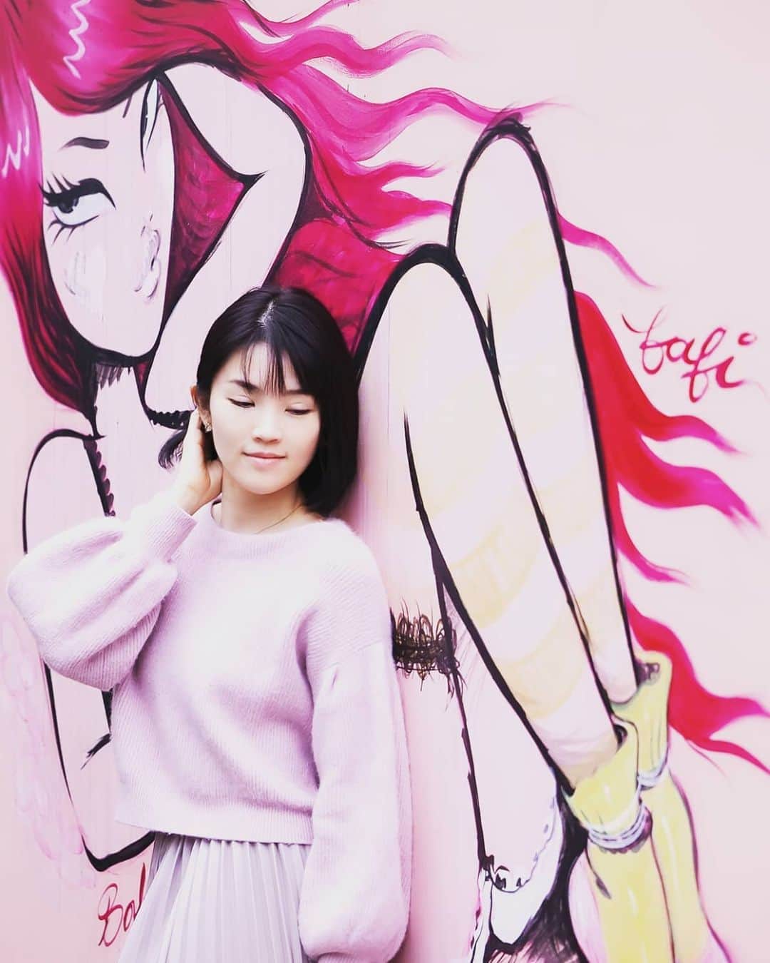 三宅裕子さんのインスタグラム写真 - (三宅裕子Instagram)「急に寒くなりました…⛄ ダウン着てても寒い😭  やっぱり #年末 に近づいてきてますね❄  今年は #帰省 できないけれど 来年は帰れるといいな😊  皆さん風邪ひかないように温かくしてくださいね♡  #pink #コンポジ #撮影 #Shooting #Japanesemodel #Tokyomodel #portrait」12月14日 22時26分 - yuko_miyake