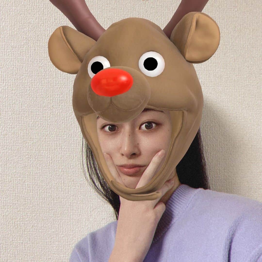西山なずなのインスタグラム：「おやすみ〜🎄」