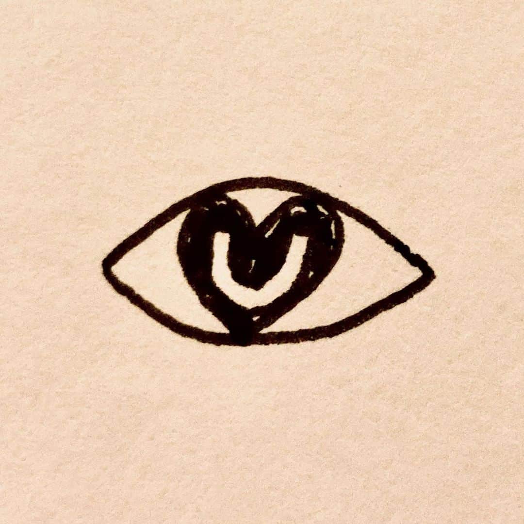 Jason G. Sturgillのインスタグラム：「👁 really do.」