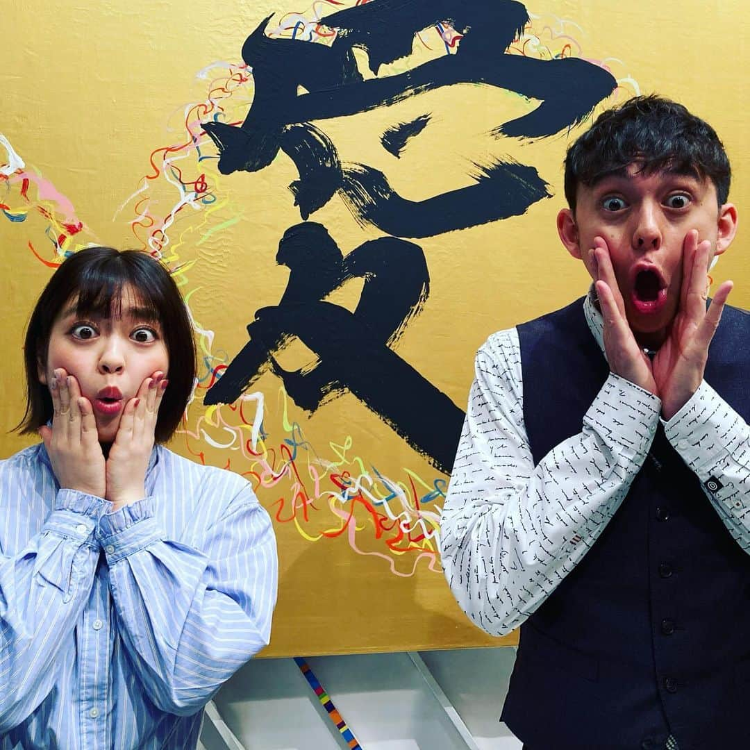 【公式】『ノンストップ！』さんのインスタグラム写真 - (【公式】『ノンストップ！』Instagram)「本日の月ため　#英会話 🌈  クリスマス映画の名言2🎄  映画「ホームアローン2」より  Merry Christmas,you filthy animal!  メリークリスマスだ、この野郎？ら  映画を機に、友達同士で、 アメリカで流行語になったそうです！ 🎅  #ハリー杉山　@harrysugiyama #杉原千尋 #ホームアローン」12月14日 14時49分 - nonstop.staff