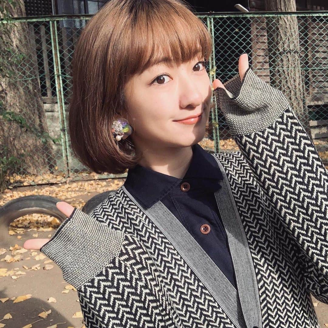倉田茉美のインスタグラム：「マッシュルームヘアです。🍄  みなさんすてきな12月を✨☃️🤎」