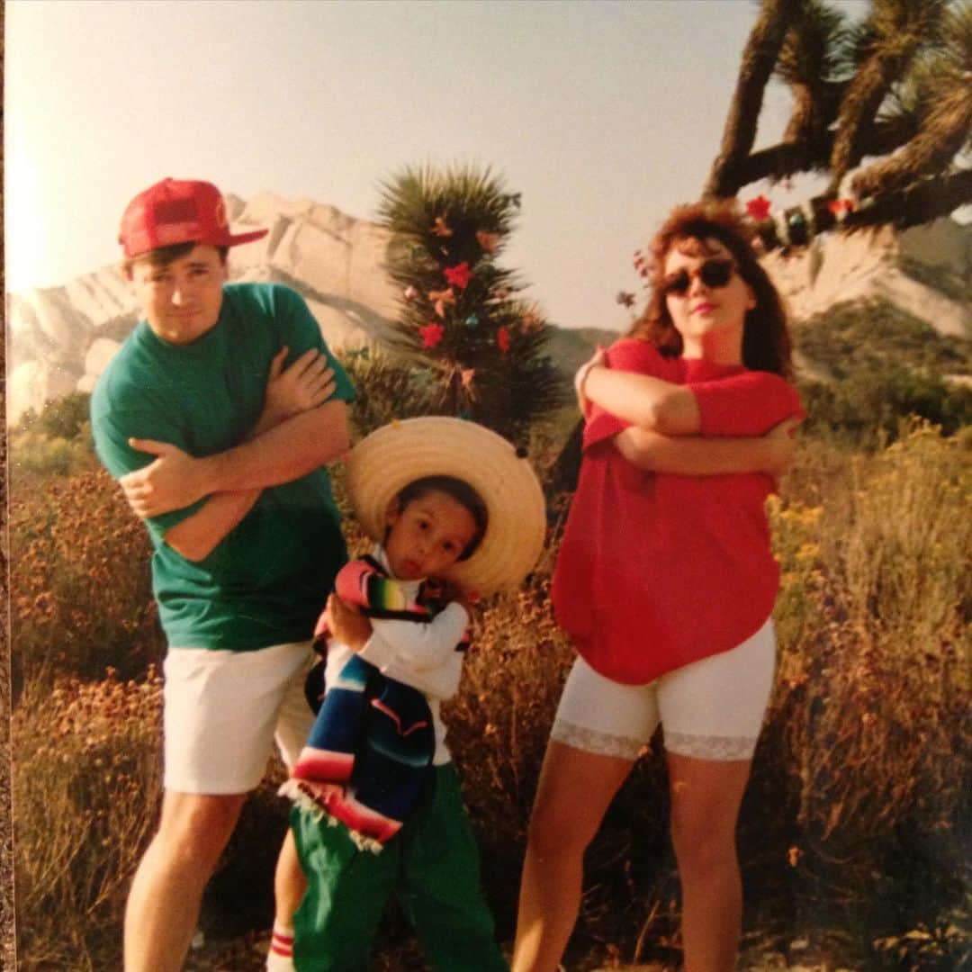 トニー・ペリーのインスタグラム：「I didn’t choose the thug life, the thug life chose me.」