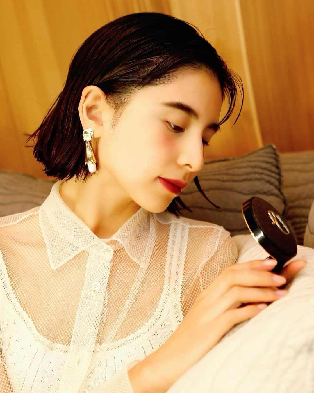 ラブリのインスタグラム：「DiorのFOREVER CUSHIONから登場したクッションファンデーションの新作お披露目会へ。  美しい仕上がりが24時間続くそう。  #ディオールスキンフォーエヴァー @diormakeup @dior」