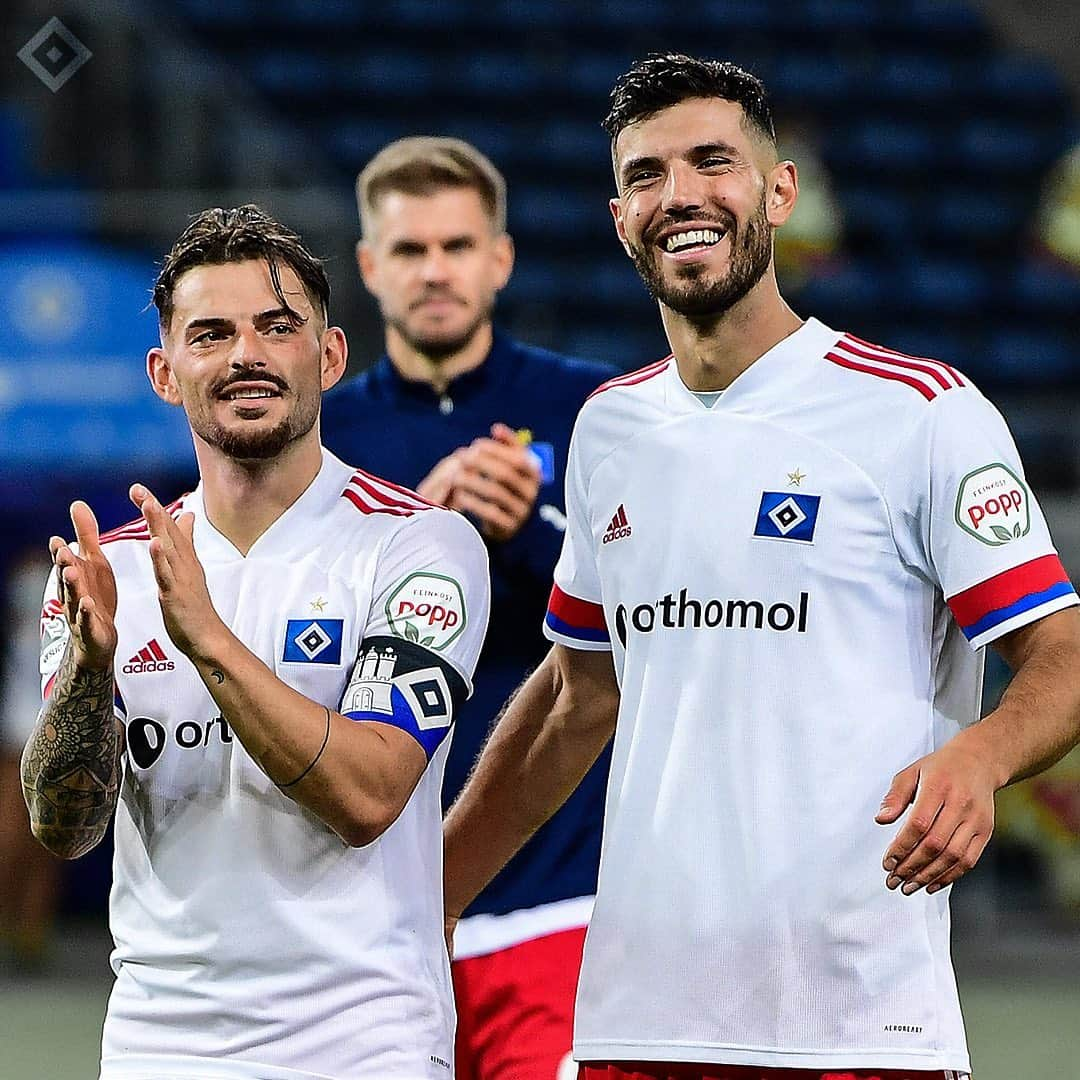 ハンブルガーSVさんのインスタグラム写真 - (ハンブルガーSVInstagram)「Alles Gute, Gjasu! 💐🎂  #nurderHSV #31st #Birthday @klaus_gjasula8  📸 @witters_sportfotografie」12月14日 16時56分 - hsv