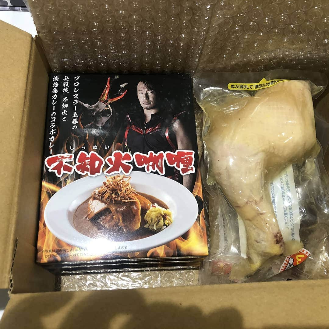 丸藤正道さんのインスタグラム写真 - (丸藤正道Instagram)「なんと！なんと！！なんと！！ 不知火カレーのチキンレッグが通販で販売開始！！ 美味しくてしっかりほぐれる！  最高です。  不知火カレーレトルトと組み合わせたらマジで最高です。  #noah_ghc #丸藤見たけりゃNOAHに来い #不知火カレー #チキンレッグ #レトルト  https://store.shopping.yahoo.co.jp/shiranuicurry/」12月14日 18時03分 - marufuji_naomichi_