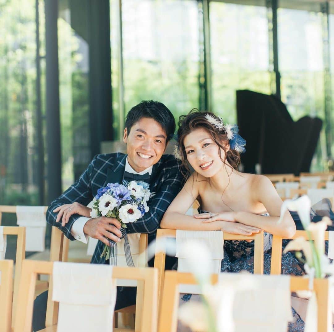のインスタグラム：「いつもガーデンテラス宮崎のインスタをご覧頂きありがとうございます😊 ・ 今日は挙式会場pic📸 シンプルでオシャレな写真🍀 ・ 自然の中で写真を残したい‼︎そんなお二人は、挙式会場ジ・アークでの撮影がオススメ🥰♪  お得なフォト婚プランをご用意しております！ 詳しくは↓↓  ガーデンテラス宮崎プロフィールHPより https://www.gt-miyazaki-w.com/sp/  #gardenterracemiyazaki #ガーデンテラス宮崎﻿ #ウェディング #wedding #宮崎花嫁 #宮崎結婚式﻿ #2021春婚 #2021夏婚 #2021秋婚 #2021冬婚﻿ #チーム2020 #チーム2021 #前撮り #前撮りフォト﻿ #チャペル #シンプルウェディング＃ナチュラルウェディング#結婚式＃結婚式写真」