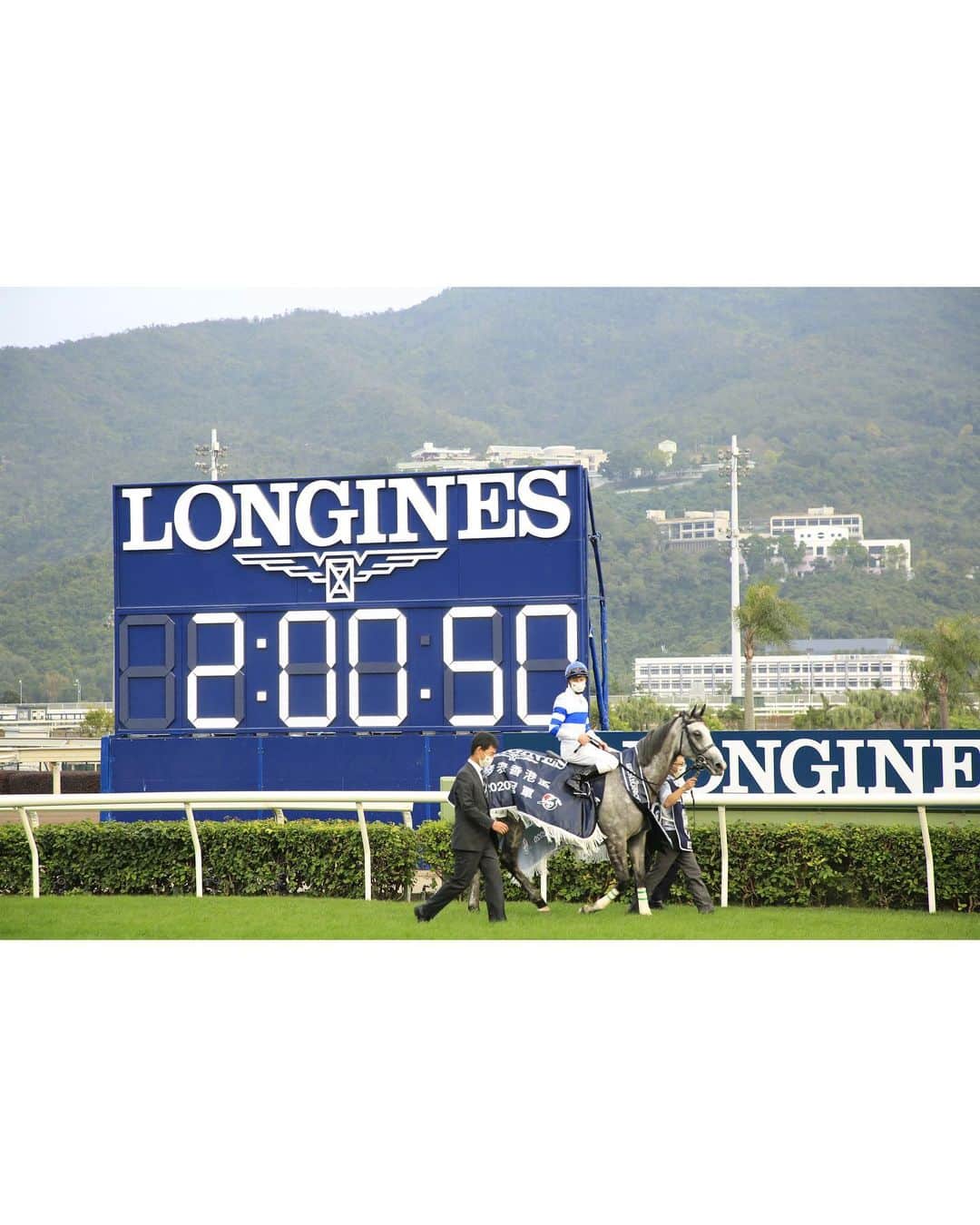 Noel LHYさんのインスタグラム写真 - (Noel LHYInstagram)「Horse racing is a performance sport together with a long and distinguished history like Longines watches.   The Longines Hong Kong International Races 2020 event hosted yesterday & Longines was the Official Timekeeper who facilitated the races run smoothly.   @Longines  #LonginesHKIR #OfficialTimekeeper #LonginesSpirit」12月14日 18時54分 - no3l