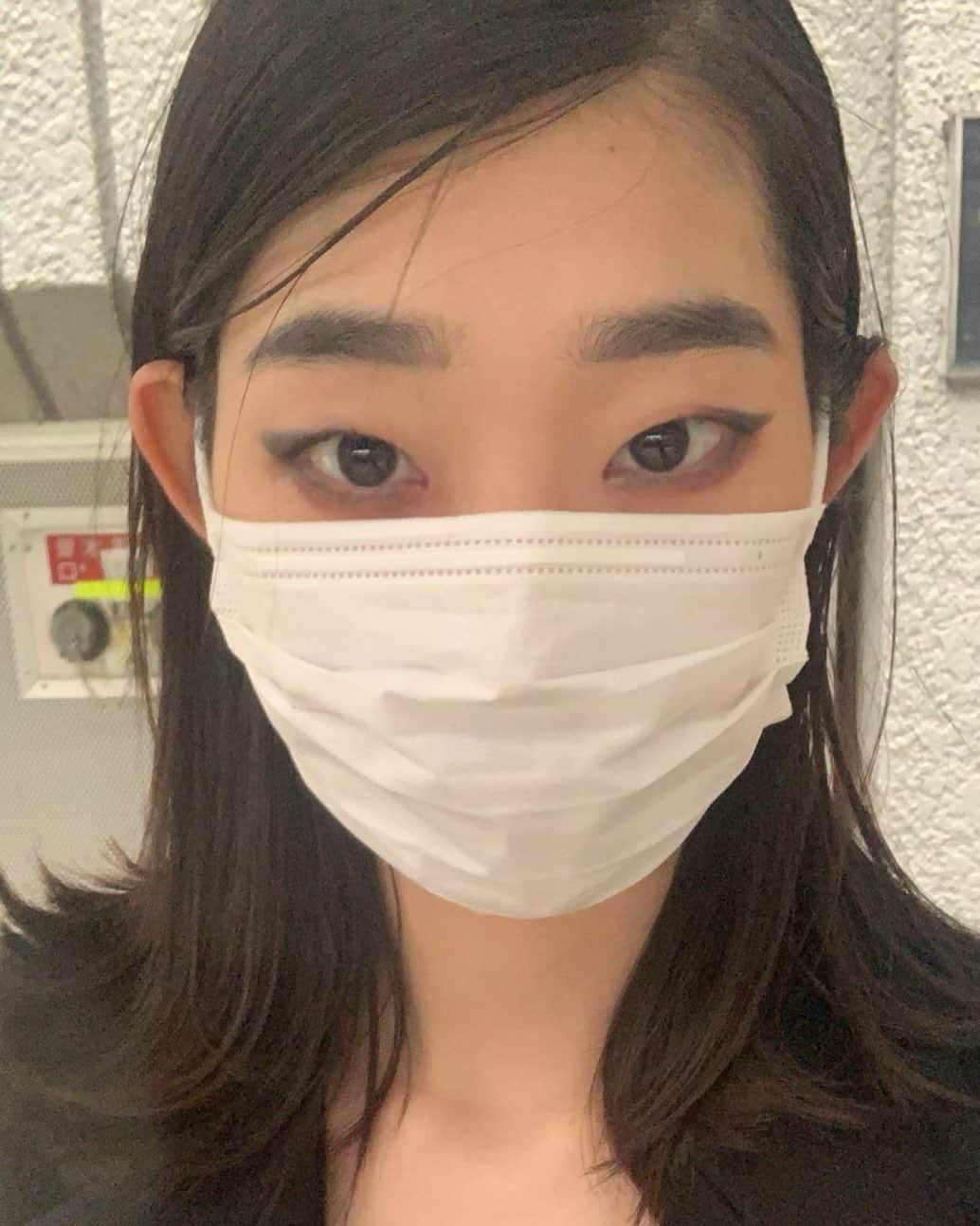 江原杏樹のインスタグラム：「髪の長さミディアムで落ち着いた🐼💕 #hair#mediumhair」