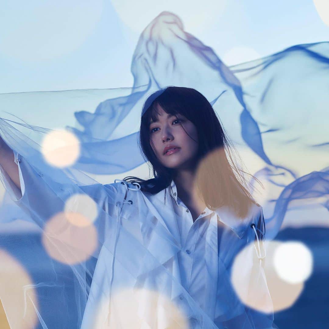 三澤紗千香のインスタグラム：「#三澤紗千香 #この手は #iamme  アルバム　01.02 この手は 作詞 作曲・編曲：斎藤竜介  Guitar：斎藤竜介 Bass：松本拓郎 Drams：吉澤京佑 All Other Instruments：斎藤竜介 Sound Produce：早田昌史 Recording Engineer & Mixing Engineer：辻本清 Recorded & Mixed at：Freedom Studio Infinity  Photographer：本村仁 Art director：宮崎真希」