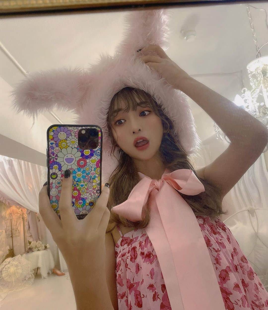ERENAのインスタグラム：「とある撮影😳💕お楽しみに😆💕」