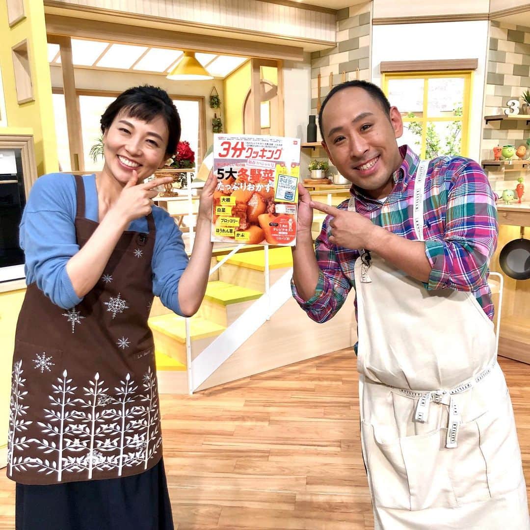 きじまりゅうたさんのインスタグラム写真 - (きじまりゅうたInstagram)「.  #CBC #キユーピー #3分クッキング  毎月名古屋で収録しています。 どこにお住まいの方でも番組ホームページで動画が見れます！ 写真は相方の #夏目みな美 アナウンサーと！  今週は4週に一度のきじまの担当週。 #冷凍ポテトのミートソースグラタン や #洋風茶碗蒸し ちょっと変わった冬のおかずをご紹介してます。  #3分クッキングは2つある」12月14日 20時16分 - ryutakijima