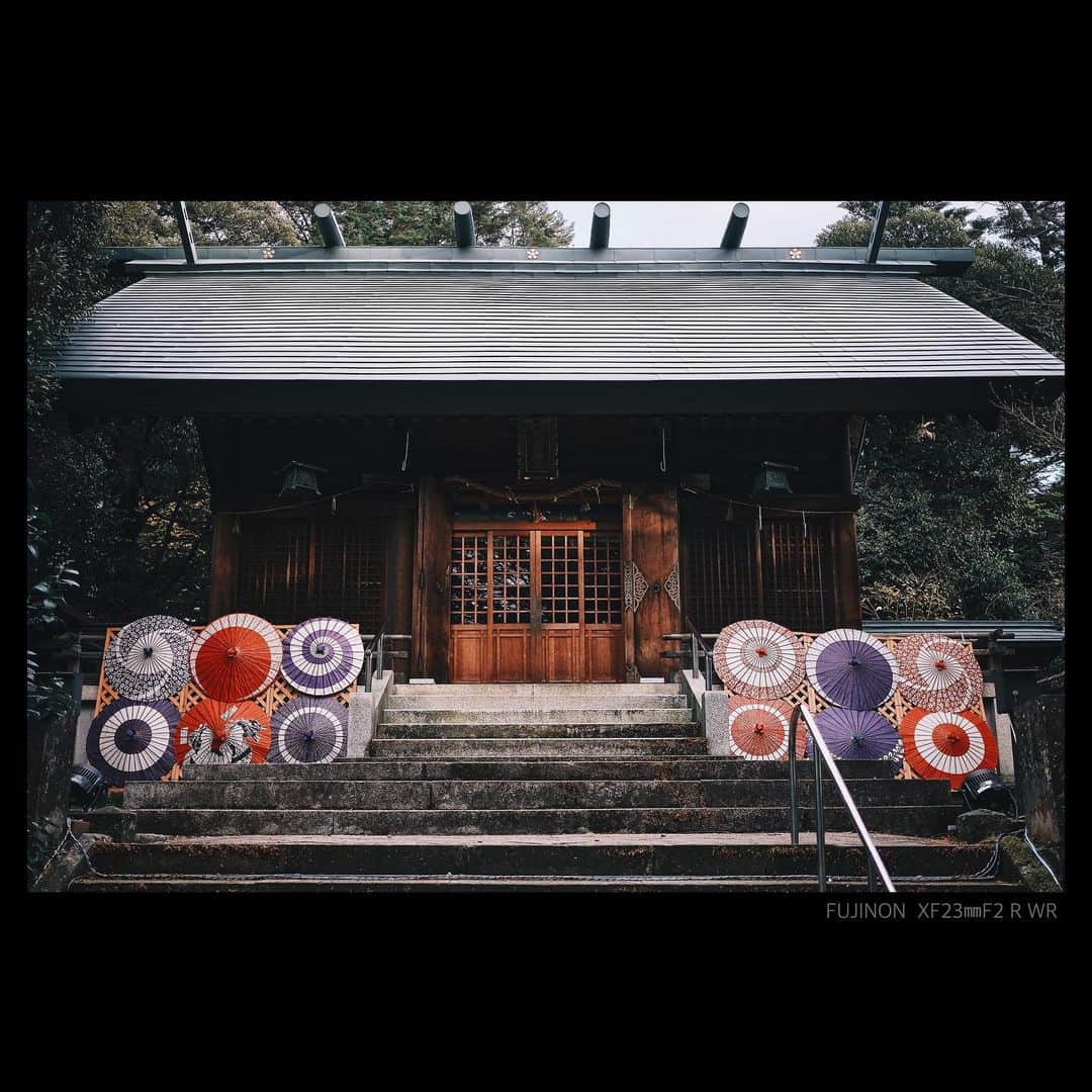 plus_thinkingさんのインスタグラム写真 - (plus_thinkingInstagram)「温泉街の神社にて . #snapJapan #beautifuljapan」12月14日 20時30分 - plus_thinking