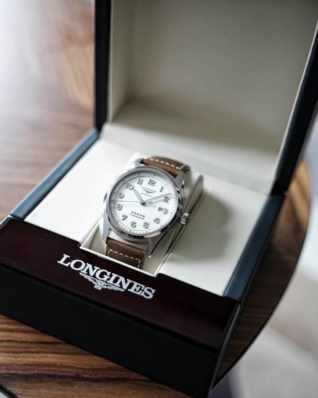 Christoffer Chengさんのインスタグラム写真 - (Christoffer ChengInstagram)「Supporting the Longines Hong Kong International Races 2020 at home safely, with Longines being the Official Timekeeper, I’m wearing the Longines Spirit timepiece✨ ✨ ✨ #LonginesHKIR #OfficialTimekeeper #LonginesSpirit @Longines」12月14日 20時58分 - curiouschristoffer