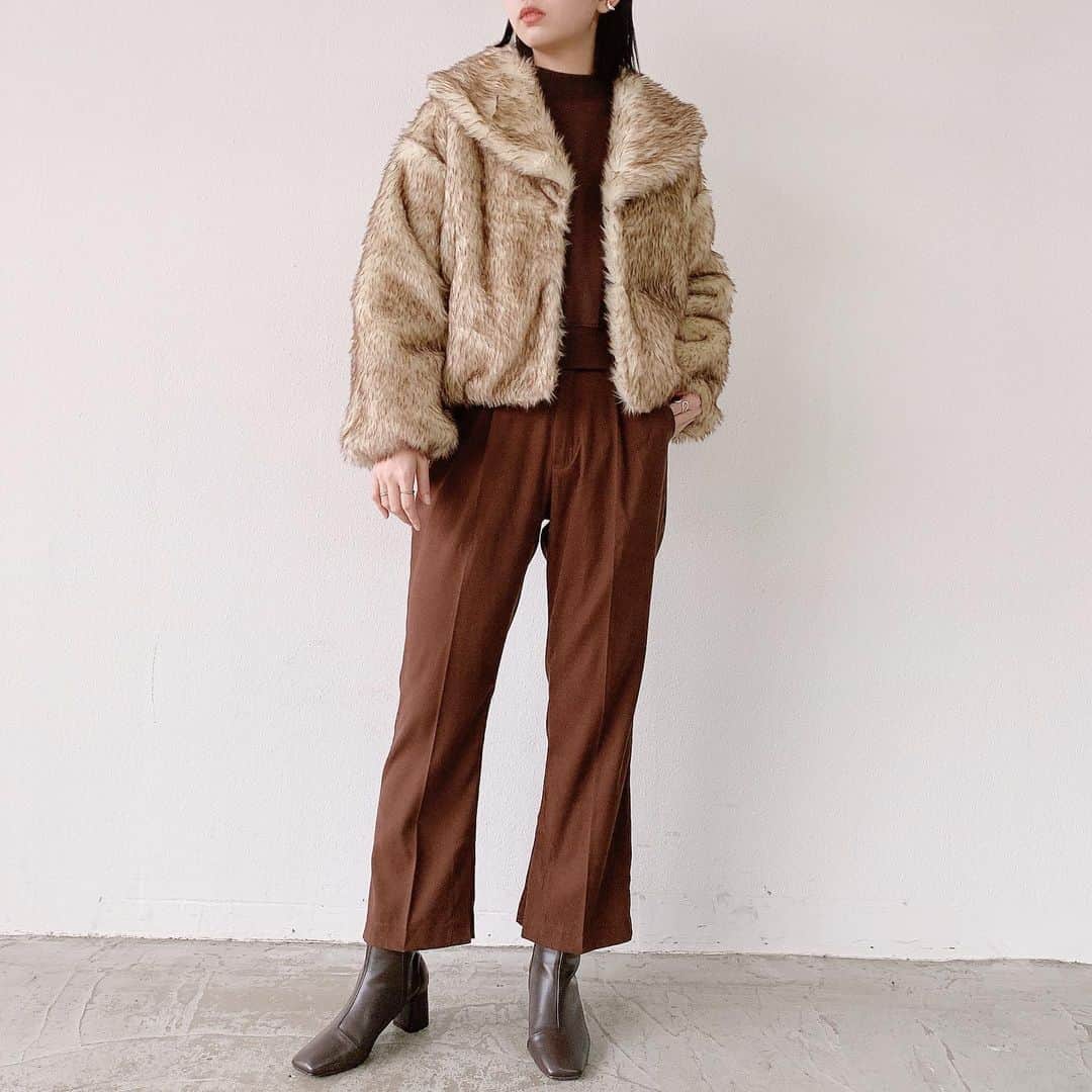 Vannie Officialのインスタグラム：「⠀ ⠀ coming soon ... ⠀ ⠀ ⠀ #vannie_u#ヴァニーユー #ZOZOでしか買えない⠀⠀  お問い合わせはDMまでご連絡ください‪‪☺︎‬」