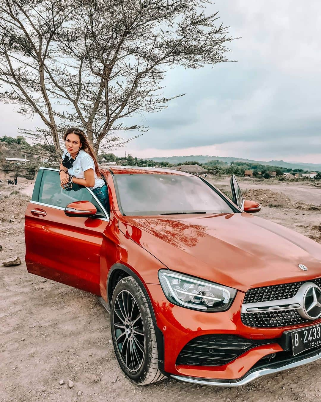 ルナ・マヤさんのインスタグラム写真 - (ルナ・マヤInstagram)「Roadtrip with @mercedesbenzid ❤ #TravelSecretsXMercedesBenz @travelsecrets.id」12月14日 21時15分 - lunamaya