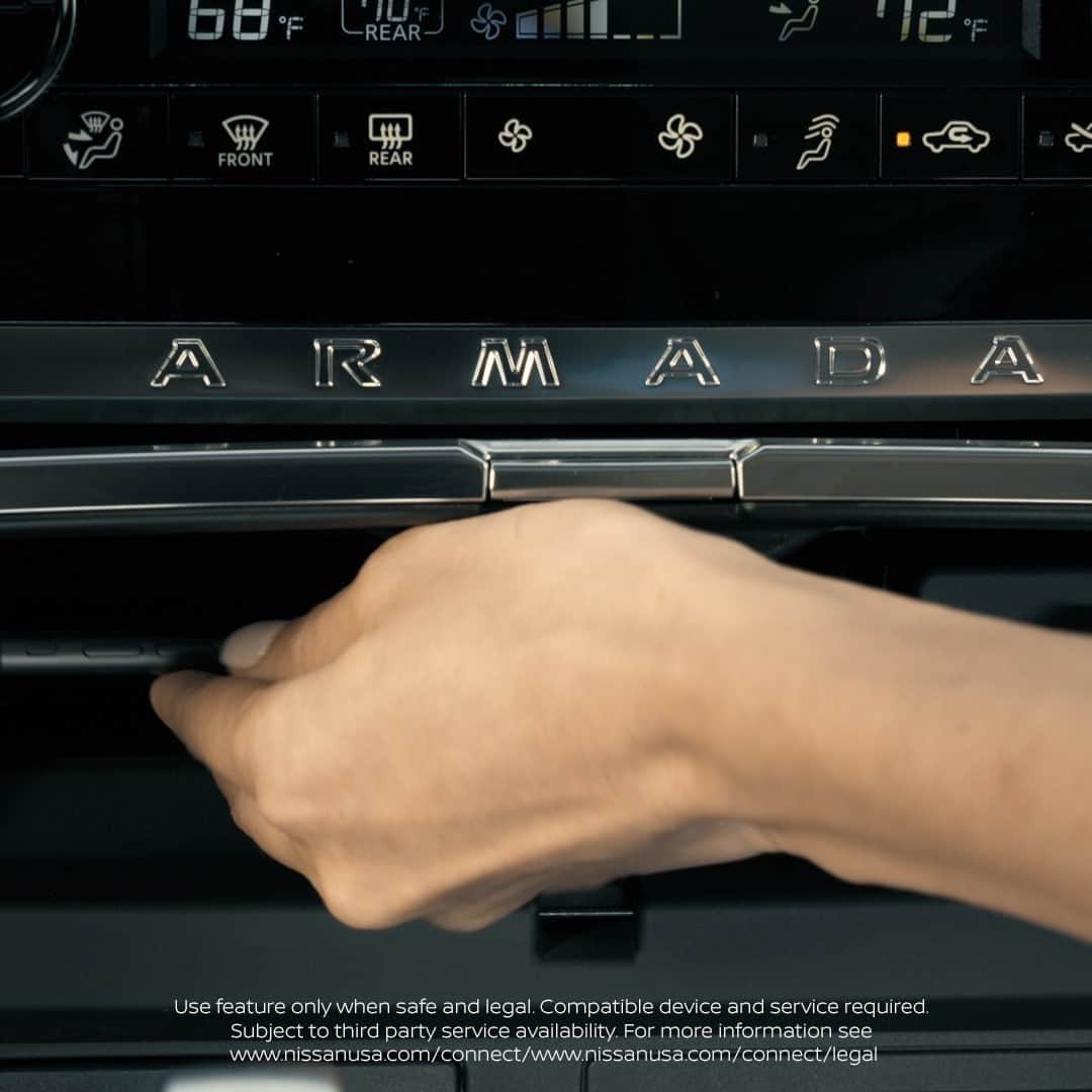 Nissan USA Official Instagram accountのインスタグラム：「It’s the wireless charging for me. #NissanArmada2021 #TameTheWild」