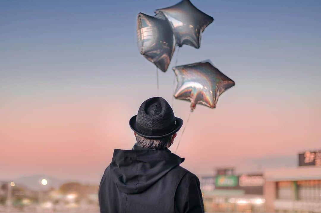 kyoko_zzzのインスタグラム：「Floating balloons🎈」