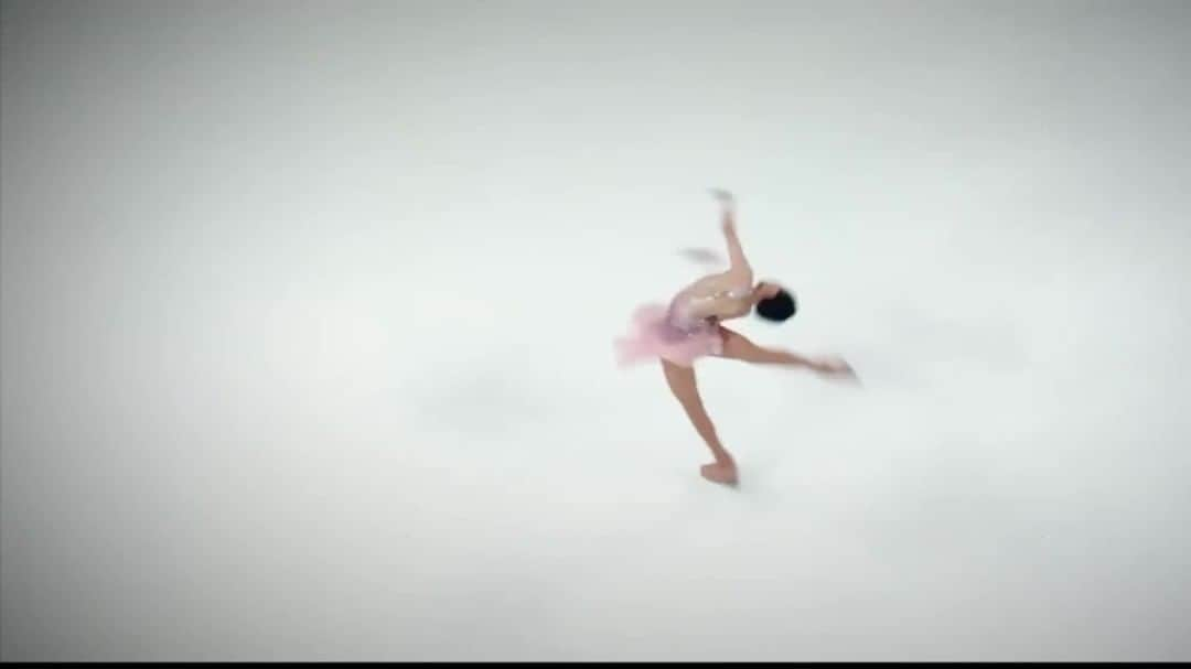 ISUグランプリシリーズのインスタグラム：「📺 Have you watched them all? Feel the excitement, enjoy the emotions...The Grand Prix of Figure Skating Movies are all right here for you to watch!!⁣ ⁣ ➡️ https://bit.ly/2K2hA7u⁣ ⁣ #GPFigure #FigureSkating」