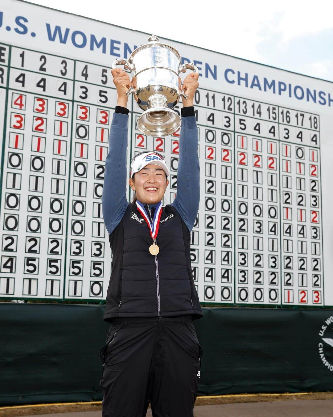 ミシェル・ウィーさんのインスタグラム写真 - (ミシェル・ウィーInstagram)「Congrats A Lim Kim!!!!! What a finish....soooo clutch 💪🏼💪🏼Welcome to the @uswomensopen champions family!! Thank you to all the players playing this week for inspiring my lil one ❤️ #Femalesports matter. #Representation matters. #Womenworthwatching」12月15日 8時18分 - michellewiewest