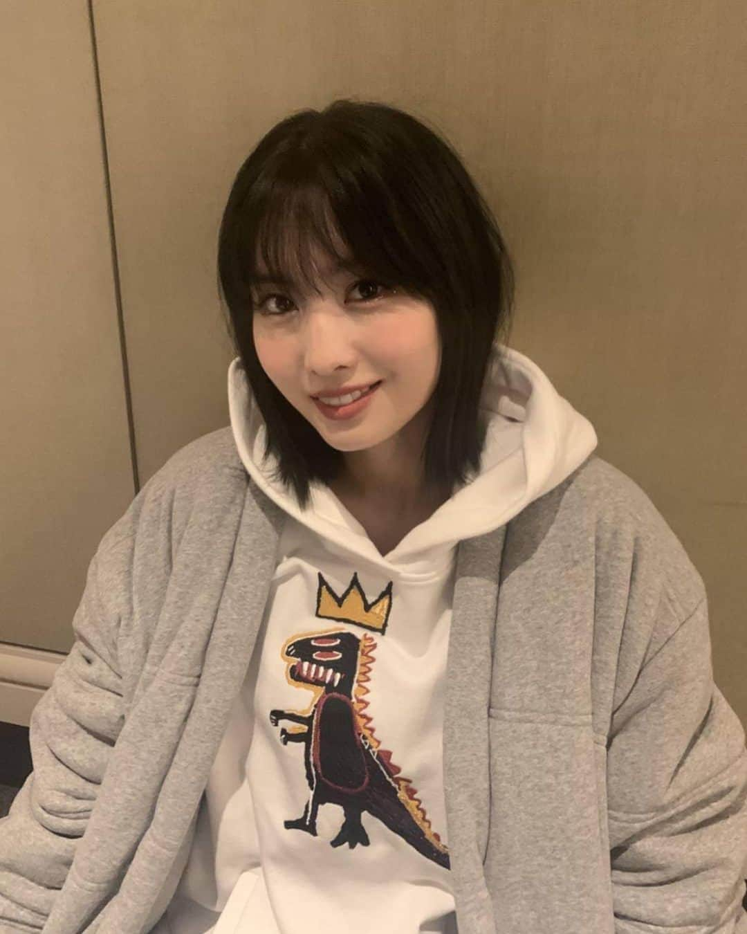 モモさんのインスタグラム写真 - (モモInstagram)「🦖🦕🦖🦕 -  #MOMO #트와이스 #모모 #平井もも #もも #TWICE」12月14日 23時44分 - momojype