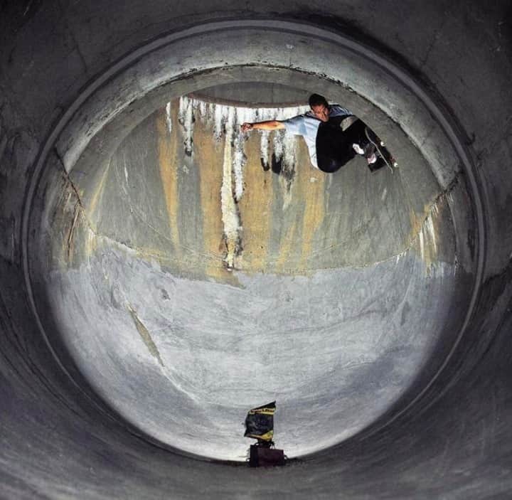Vans Skateさんのインスタグラム写真 - (Vans SkateInstagram)「Everybody join in and wish a very Happy Birthday to one of the best to ever bless a board, @JohnCardiel. Gas up for the week on #MoreCardielMonday vibes by treating yourself to the @AntiHero18 video catalog at youtube.com/antihero 📷: @MorfordMedia」12月14日 23時45分 - vansskate