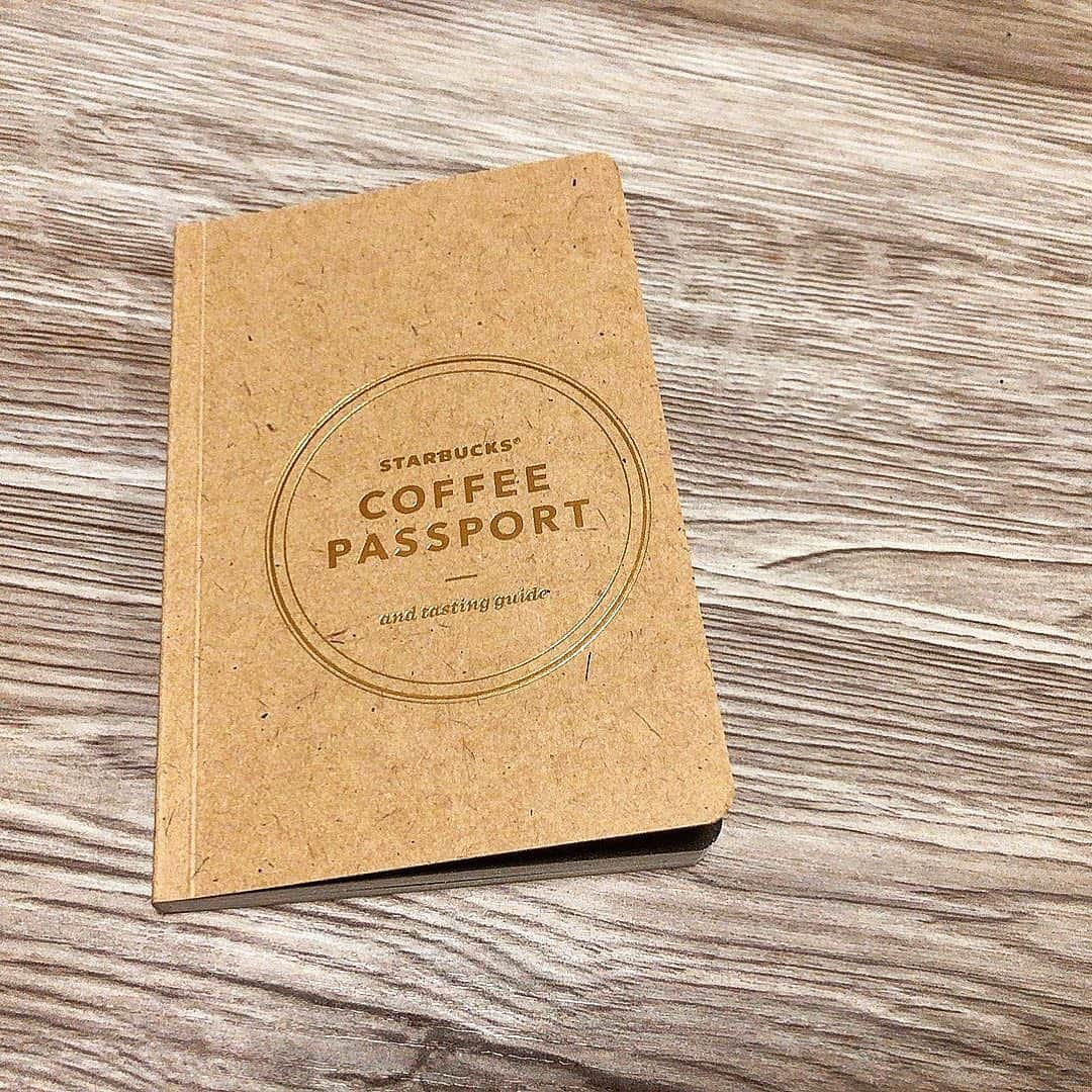 たなかさえさんのインスタグラム写真 - (たなかさえInstagram)「はじめてみたよ📔💞 . #coffeepassport#cafe#coffee#starbucks#starbuckscoffee#homecafe」12月14日 23時46分 - sae.tnk