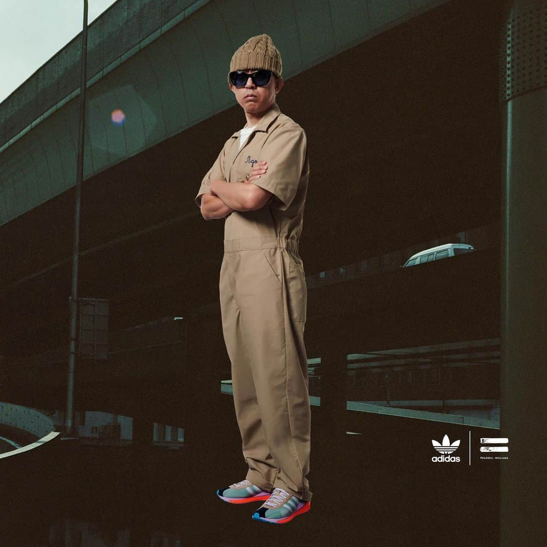 adidas Originalsさんのインスタグラム写真 - (adidas OriginalsInstagram)「Longtime collaborators @pharrell and @nigo reunite to celebrate one of pop culture's most heralded friendships. The Pharrell Williams x Nigo Friendship Pack is a four-piece footwear collection, exploring the duo's global cross-cultural impact across music, sport, and fashion.  The TOKIO SOLAR HU and PW BOOST SLIDE launch globally on December 18 via adidas.com/pharrell, Confirmed, and select retailers.」12月15日 0時01分 - adidasoriginals