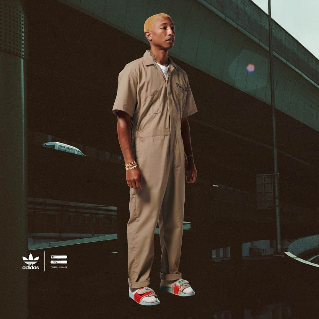 adidas Originalsのインスタグラム：「Longtime collaborators @pharrell and @nigo reunite to celebrate one of pop culture's most heralded friendships. The Pharrell Williams x Nigo Friendship Pack is a four-piece footwear collection, exploring the duo's global cross-cultural impact across music, sport, and fashion.  The TOKIO SOLAR HU and PW BOOST SLIDE launch globally on December 18 via adidas.com/pharrell, Confirmed, and select retailers.」