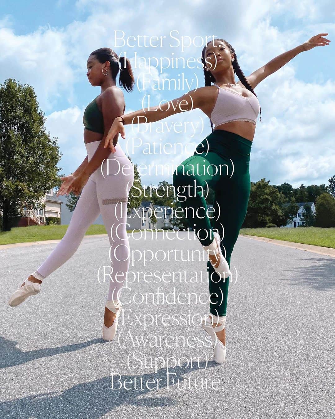 Nike Womenさんのインスタグラム写真 - (Nike WomenInstagram)「When Kennedy George and Ava Holloway slipped on their pointe shoes and raised their fists on a confederate monument, the world took note. ✊🩰 Ballet taught them to express themselves, to speak up for what’s right, and to work tirelessly for better; cementing their place in a movement.  #BetterSportBetterFuture @dancers_seoul @aholloway24」12月15日 0時01分 - nikewomen