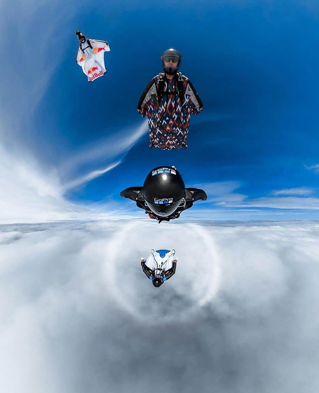 goproさんのインスタグラム写真 - (goproInstagram)「Photo of the Day: Falling in formation with #GoProAthlete @jebcorliss, @mikesteendotcom, @mattwingsuit, @chexmachine, + #GoProMAX 🪂 ⠀⠀⠀⠀⠀⠀⠀⠀⠀ #GoPro #Skydiving #Wingsuit #360Camera」12月15日 0時38分 - gopro