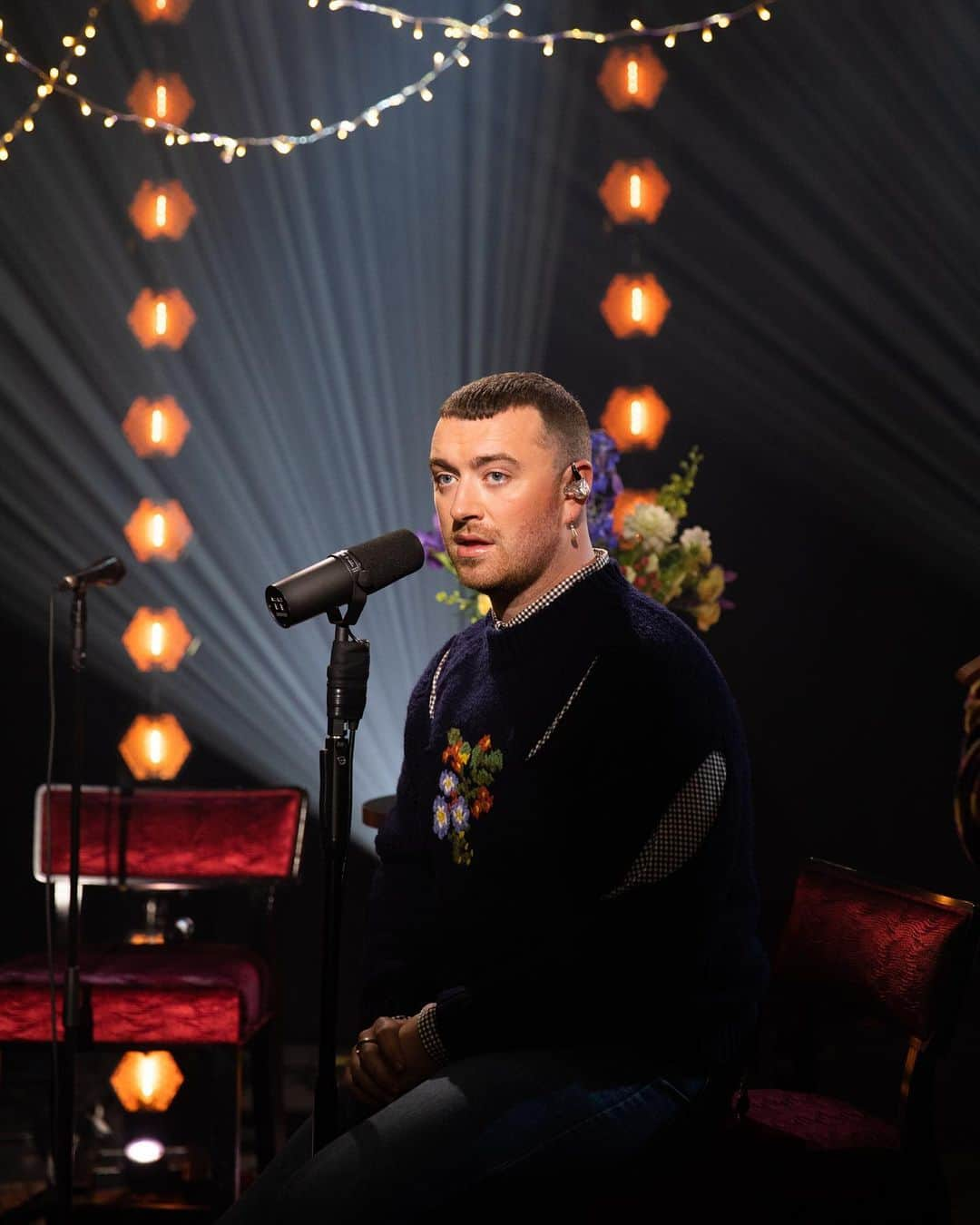 サム・スミスさんのインスタグラム写真 - (サム・スミスInstagram)「🤍❄️  #iheartjingleball2020」12月15日 1時27分 - samsmith