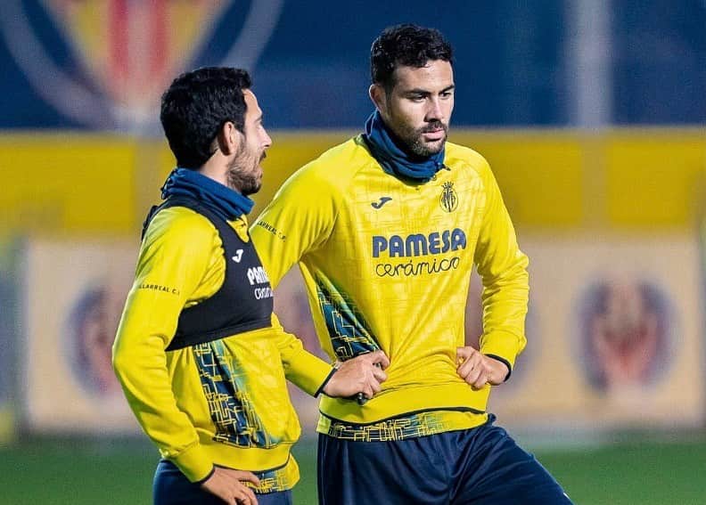のインスタグラム：「Sé que ahora cualquier cosa que te diga no vale de nada, pero aquí me tienes para lo que necesites @v8iborra  Toda la fuerza y el ánimo del mundo!!!」