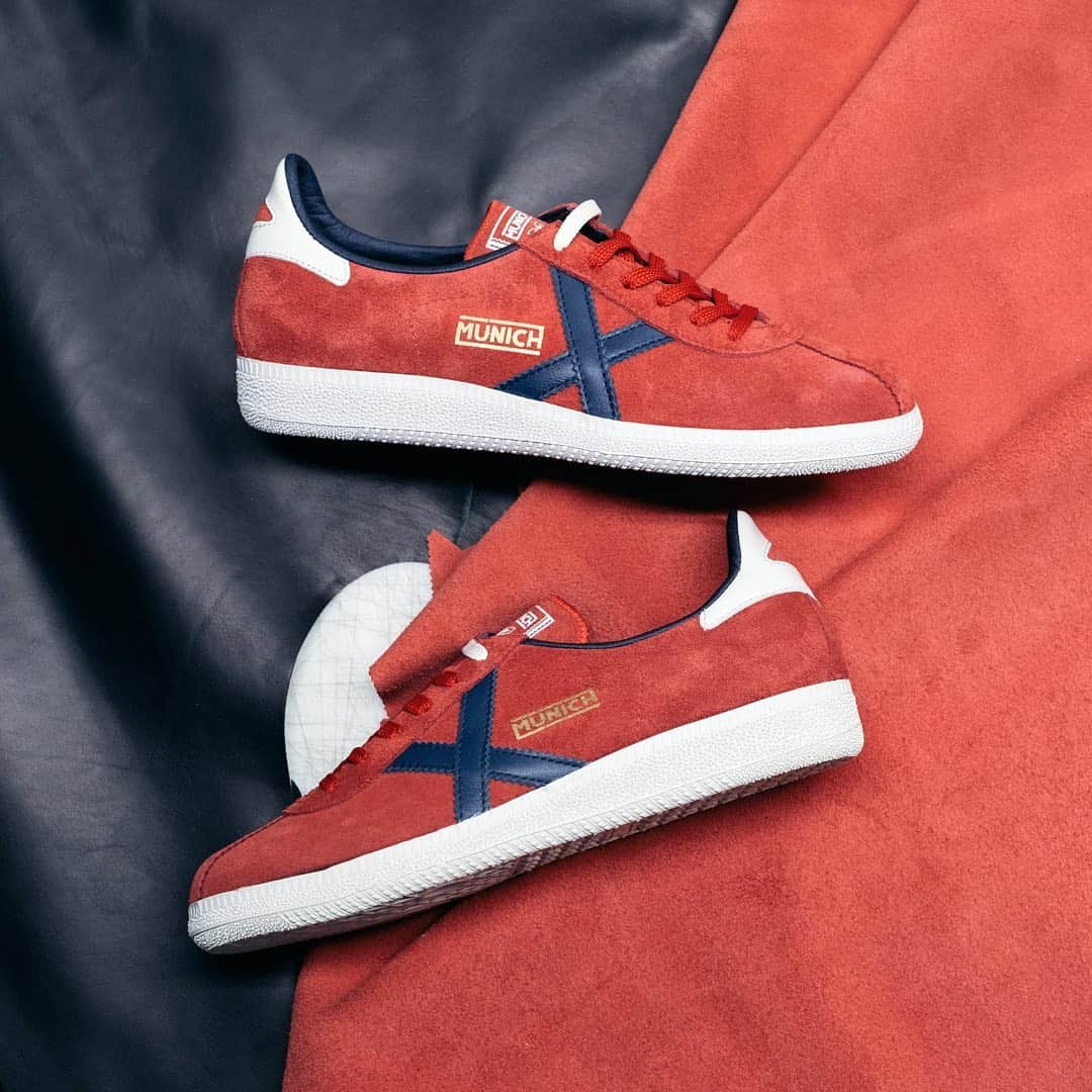 ミュニックのインスタグラム：「Quality is not an accident 💯✨👟 #MunichSports #FW2020 #Barru #munichmoda #newcollection」