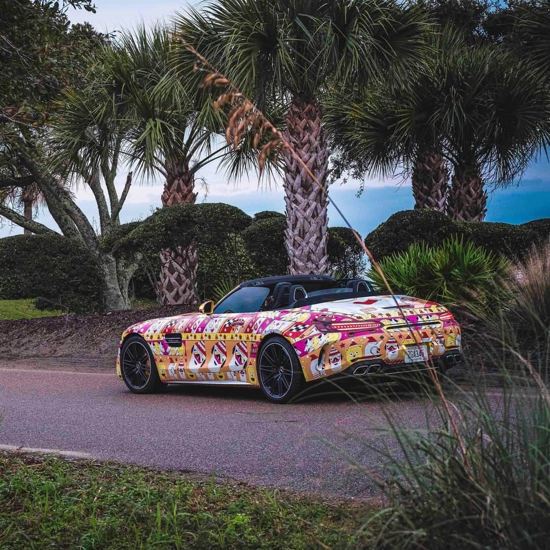 Mercedes AMGさんのインスタグラム写真 - (Mercedes AMGInstagram)「All dressed up in a festive ugly sweater and spreading some holiday spirit.  📷 via @mercedesbenzusa  #MercedesAMG #AMG #DrivingPerformance」12月15日 2時00分 - mercedesamg